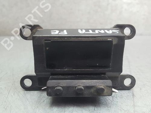 Used Display monitor HYUNDAI SANTA FÉ I (SM) 2.0 CRDi (113 hp) 12764560