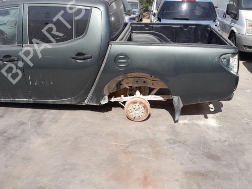 Puerta trasera derecha MITSUBISHI L200 / TRITON (KA_T, KB_T) 2.5 DI-D 4WD (KB4T) | BP30882316C5