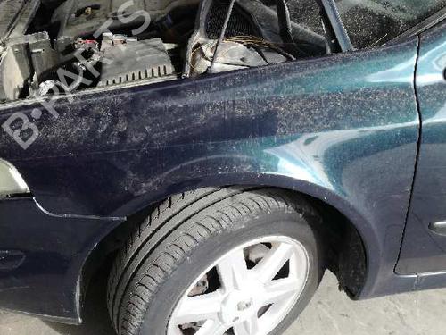 Lampa tylna klapy bagażnika prawa RENAULT LAGUNA II (BG0/1_) 1.9 dCi (BG08, BG0G) | BP12729355C80