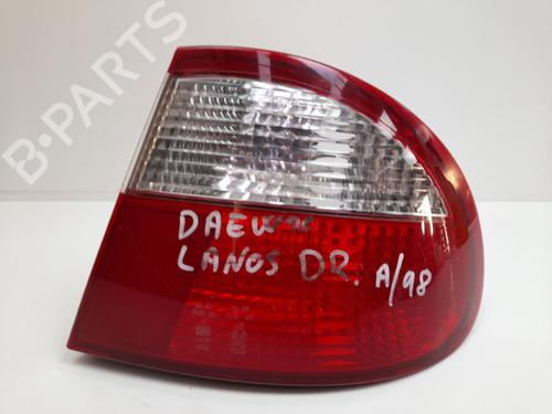 Used Right taillight Right taillight 12810385 12810385