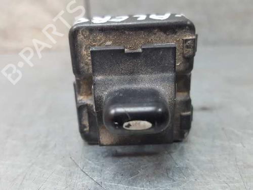 Used Right front window switch Right front window switch 12696224 12696224