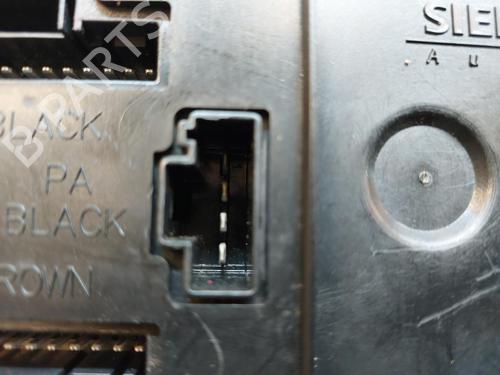 Zekeringkast RENAULT LAGUNA III (BT0/1) 2.0 dCi (BT01, BT08, BT09, BT0E, BT0K, BT12, BT1C, BT1D,... | BP12271684E1 