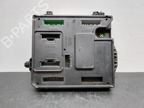 Sikringsdose RENAULT MEGANE III Hatchback (BZ0/1_, B3_) 1.5 dCi (106 hp) 12271686