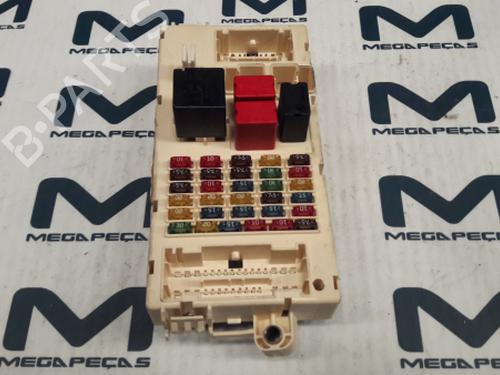 Used Fuse box ALFA ROMEO 147 (937_) 1.9 JTDM 8V (937.AXD1A, 937.AXU1A, 937.BXU1A) (120 hp) 12152236