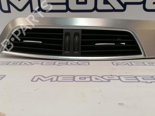 Air vent MERCEDES-BENZ C-CLASS (W204) C 220 CDI (204.002) | BP12153201I21 