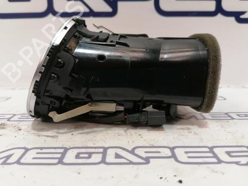 Air vent MERCEDES-BENZ C-CLASS (W204) C 220 CDI (204.002) | BP12153202I21 