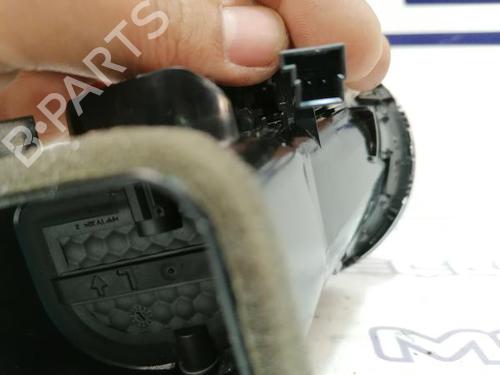 Air vent MERCEDES-BENZ C-CLASS (W204) C 220 CDI (204.002) | BP12153202I21 