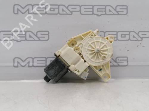 Left rear window motor MERCEDES-BENZ C-CLASS (W204) C 220 CDI (204.002) A2048200542 / 0130822505