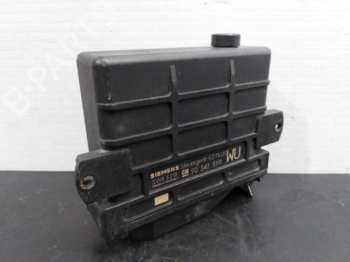 Used Engine control unit (ECU) OPEL VECTRA A (J89) 1.6 i (F19, M19) (75 hp) 12153382