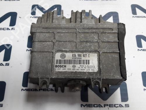 Used Engine control unit (ECU) VW POLO III (6N1) 50 1.0 (50 hp) 12153792