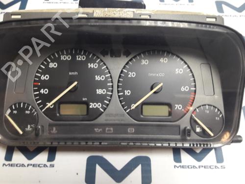 Used Instrument cluster VW GOLF III (1H1) [1989-2000]  12153896