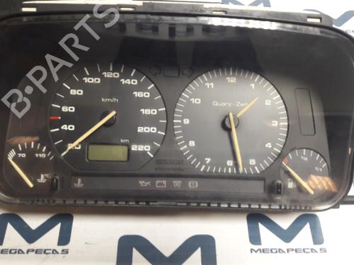 Used Instrument cluster VW GOLF III (1H1) [1989-2000]  12153903