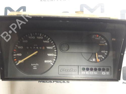 Cockpit VW POLO II (86C, 80) [1981-1994]  12153942