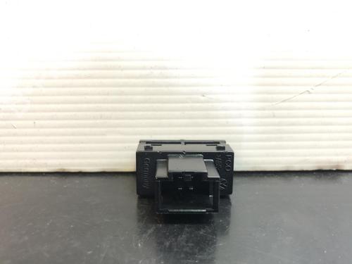 Switch SEAT LEON (1P1) 2.0 TDI | BP12297323I30 