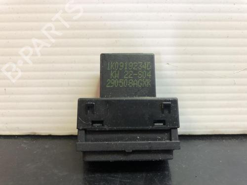 Switch SEAT LEON (1P1) 2.0 TDI | BP12297323I30 