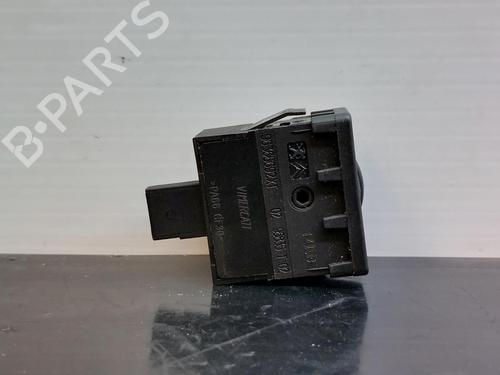 Headlight switch PEUGEOT 308 I (4A_, 4C_) 1.6 HDi | BP12297435I24 