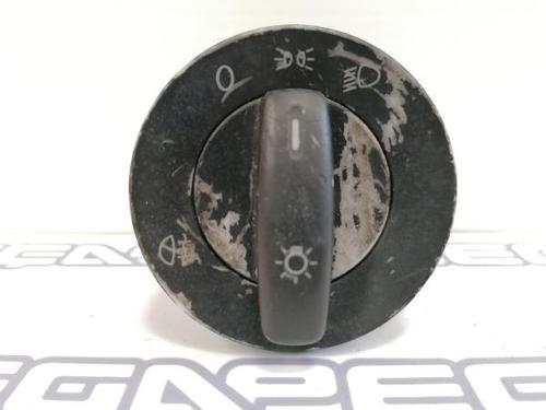 Headlight switch VW TOURAN (1T1, 1T2) 1.9 TDI | BP12297450I24 