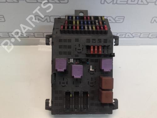 Used Fuse box RENAULT LAGUNA I (B56_, 556_) 1.8 (94 hp) 12155873