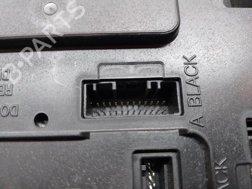 Fuse box RENAULT MEGANE III Hatchback (BZ0/1_, B3_) 1.5 dCi (BZ09, BZ0D, BZ1W, BZ29, BZ14) | BP12271912E1 