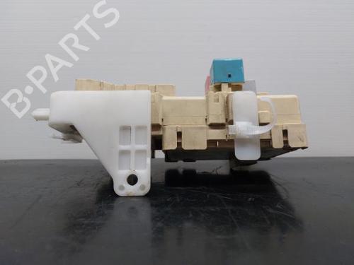 Zekeringkast TOYOTA COROLLA Verso (ZER_, ZZE12_, R1_) 2.2 D-4D (AUR10_, AUR10R) | BP12156486E1 