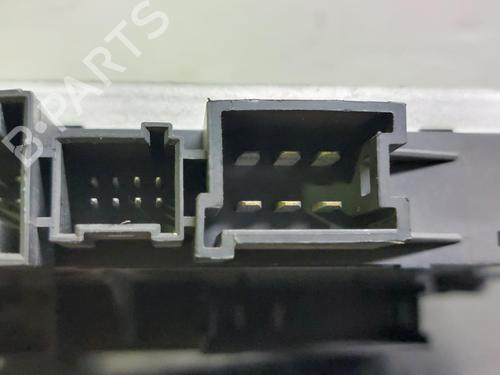 Fuse box MERCEDES-BENZ S-CLASS (W220, V220) S 320 CDI (220.025, 220.125) | BP12156571E1 