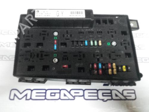Boîte à Fusibles OPEL ASTRA H (A04) 1.4 (L48) (90 hp) 12297636