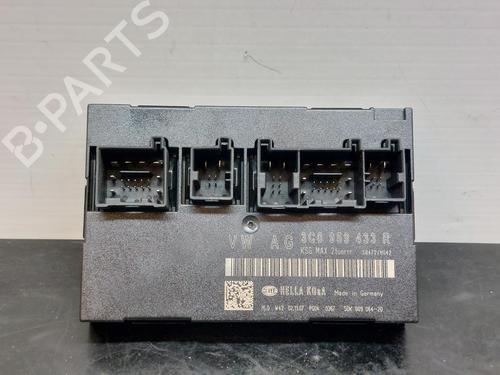 Sikringsdose VW PASSAT B6 Variant (3C5) 2.0 TDI (120 hp) 12271948