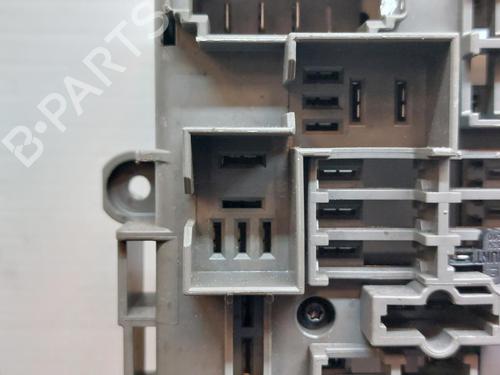 Fuse box BMW 3 Touring (E91) 318 d | BP12157118E1 