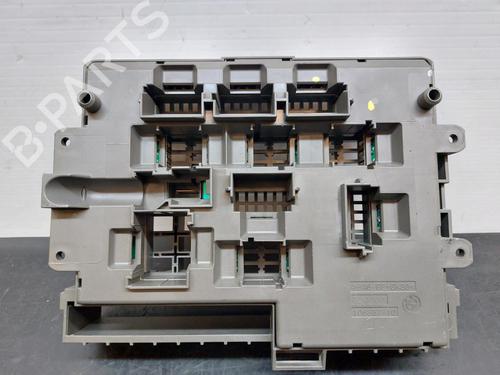 Fuse box BMW 3 Touring (E91) 318 d | BP12157118E1 