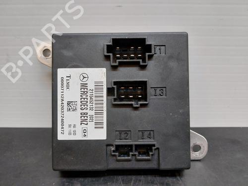 Used Fuse box MERCEDES-BENZ E-CLASS (W211) E 220 CDI (211.006) (150 hp) 12272047