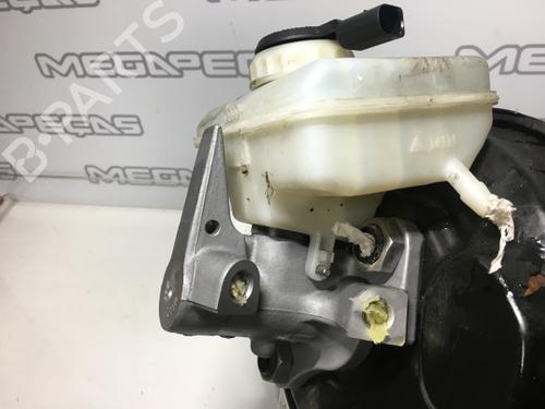 Used Brake master cylinder AUDI A4 B8 Avant (8K5) 2.0 TDI (143 hp) 12157979
