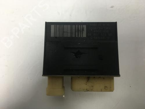 Elektronisk modul PEUGEOT 5008 (0U_, 0E_) 1.6 HDi (114 hp) 13645878