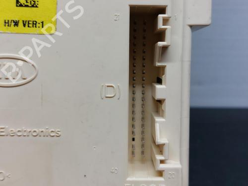 Fuse box HYUNDAI ix35 (LM, EL, ELH) 1.7 CRDi | BP22527776E1