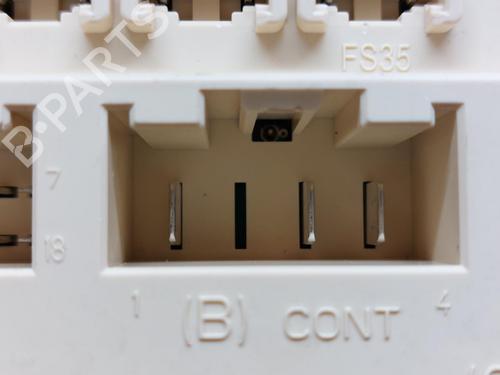 Fuse box HYUNDAI ix35 (LM, EL, ELH) 1.7 CRDi | BP22527776E1