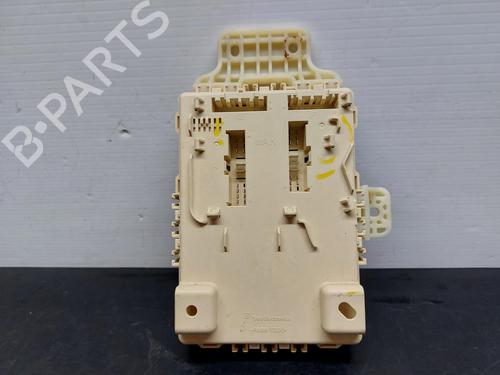 Used Fuse box HYUNDAI ix35 (LM, EL, ELH) 1.7 CRDi (116 hp) 22527776