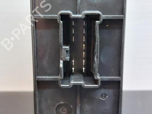 Right front window switch NISSAN JUKE (F15) 1.5 dCi | BP12297975I26 