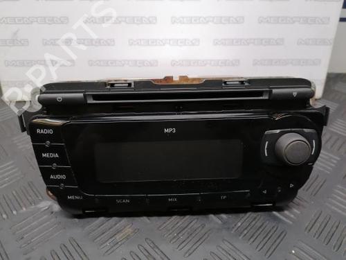 Used Radio SEAT IBIZA IV (6J5, 6P1) 1.4 TDI (80 hp) 12158726