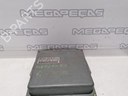 Used Engine control unit (ECU) MERCEDES-BENZ E-CLASS (W210) E 290 Turbo-D (210.017) (129 hp) 12159534