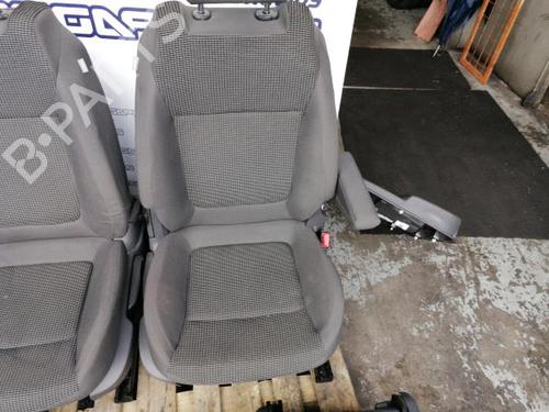 Seats set PEUGEOT 5008 (0U_, 0E_) 1.6 HDi | BP14399772C78 