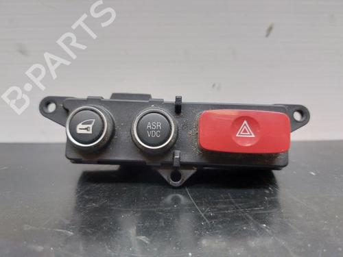 Used Warning switch ALFA ROMEO 159 (939_) 1.9 JTDM 16V (939AXC1B, 939AXC12) (150 hp) 12298957