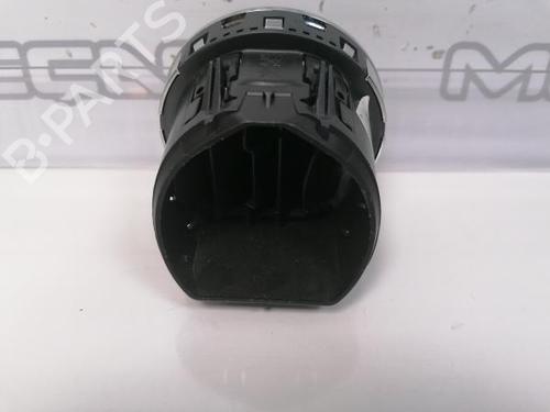 Air vent PEUGEOT 5008 (0U_, 0E_) 1.6 HDi | BP12160957I21 