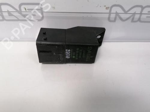 Used Switch PEUGEOT 5008 (0U_, 0E_) 1.6 HDi (114 hp) 13373474