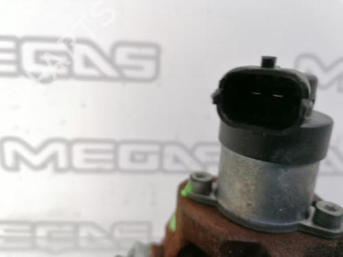 Indsprøtningspumpe RENAULT MEGANE III Hatchback (BZ0/1_, B3_) 1.9 dCi (BZ0N, BZ0J) | BP12299215M78 