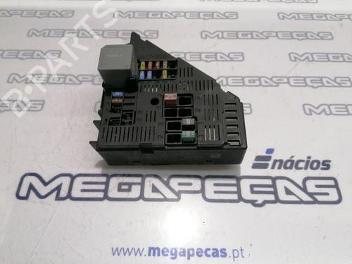 Used Fuse box VOLVO XC90 II (256) D5 AWD (235 hp) 12162295