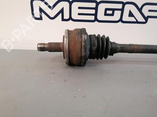 Left rear driveshaft MERCEDES-BENZ C-CLASS (W203) C 220 CDI (203.008) | BP12855989M40 