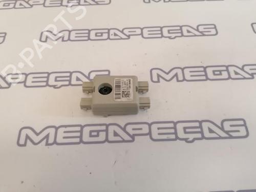 Used Electronic module BMW 5 (F10) 525 d (204 hp) 12266926
