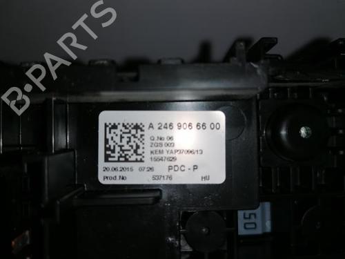 Fuse box MERCEDES-BENZ A-CLASS (W176) A 200 CDI / d (176.008) | BP12162952E1 