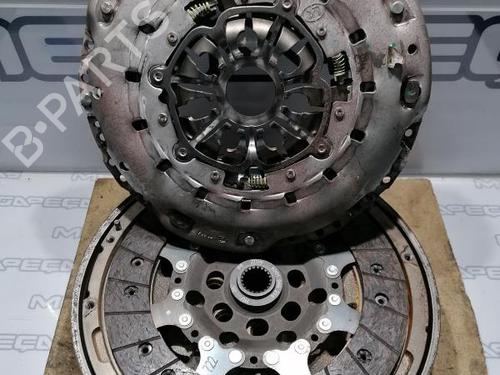 Used Flywheel RENAULT SCÉNIC III (JZ0/1_) 1.9 dCi (JZ0J, JZ1J, JZ1K, JZ1S) (131 hp) 14401362