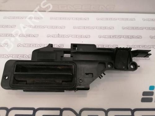 Tailgate handle MERCEDES-BENZ M-CLASS (W163) ML 270 CDI (163.113) | BP14401438C132 