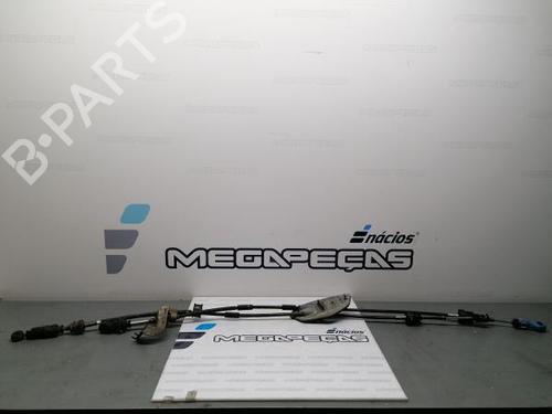 Used Gear lever TOYOTA AURIS (_E15_) 1.4 D-4D (NDE150_, NDE150R) (90 hp) 14401638